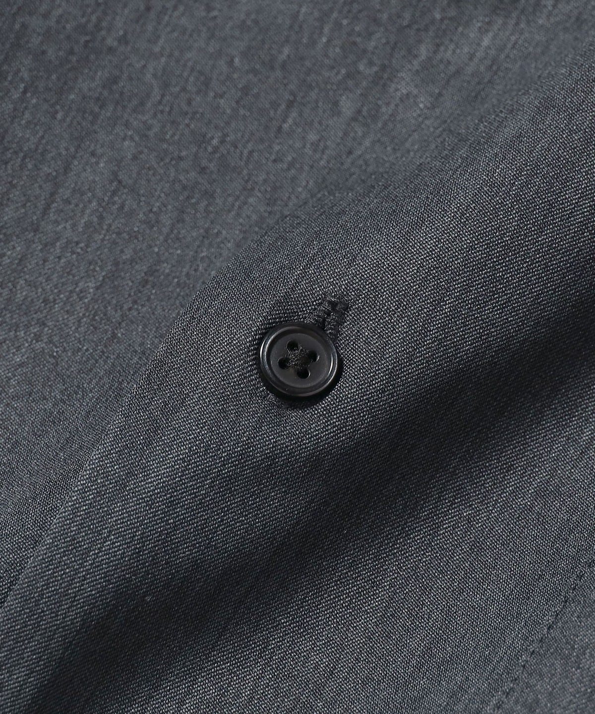 차콜그레이 이미지 3