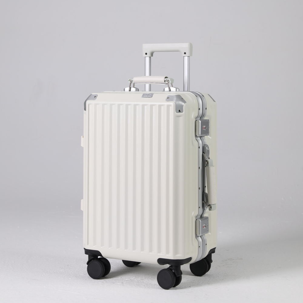 아르메 에센셜 수화물 캐리어 대형 여행가방 알루미늄 65cm(24인치) 72cm(28인치)