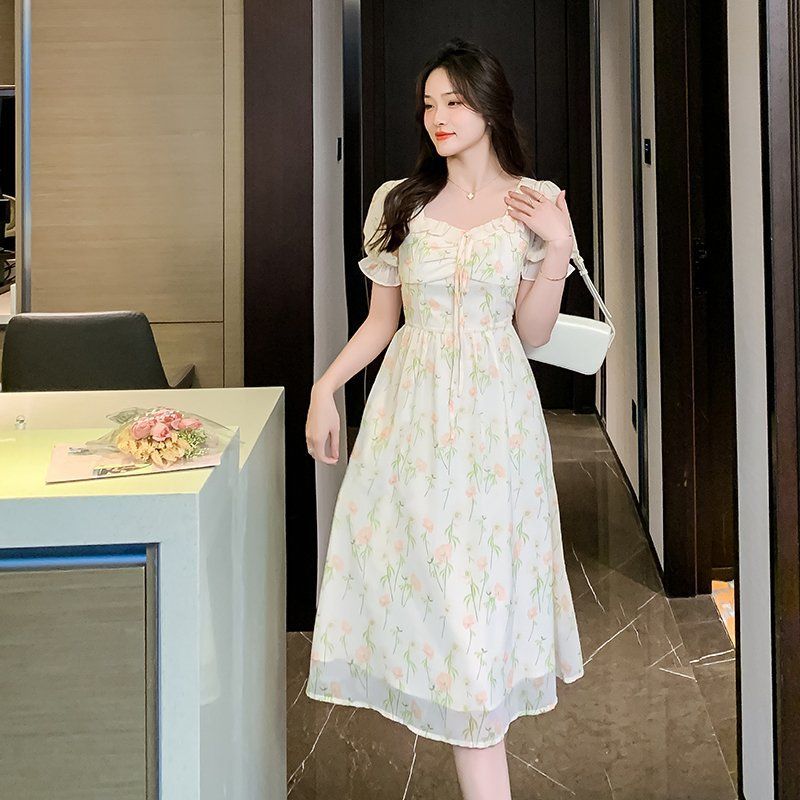 봄 하객룩 데이트룩 꽃무늬 쉬폰 롱원피스 여리핏 반팔 퍼프 프릴소매 리본넥 허리밴딩 - 상세 이미지 3