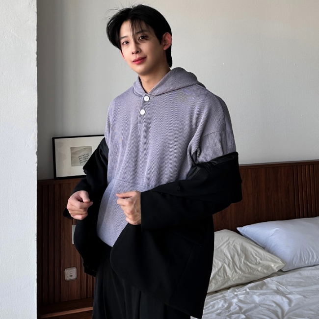 남자 키미 루즈 오버핏 봄 가을 무지 투버튼 헨리넥 니트 후드티 이미지 8