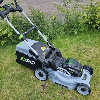 무선 충전 이고파워 자주식 잔디깍기 56V LM1700E-SP 7.5Ah 배터리 세트 이미지 6