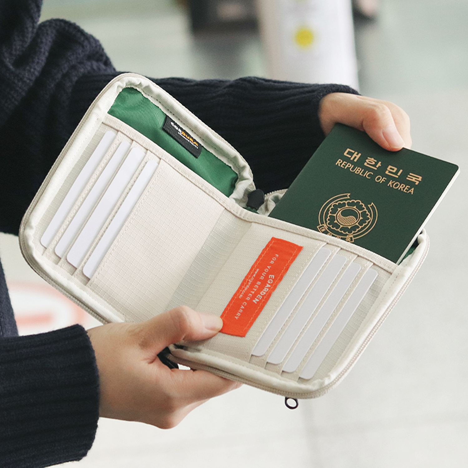 에가든 트래블러 PRO 월렛 패스포트 RFID 차단 여행용 지갑 카드 여행 여권 케이스 제품 이미지