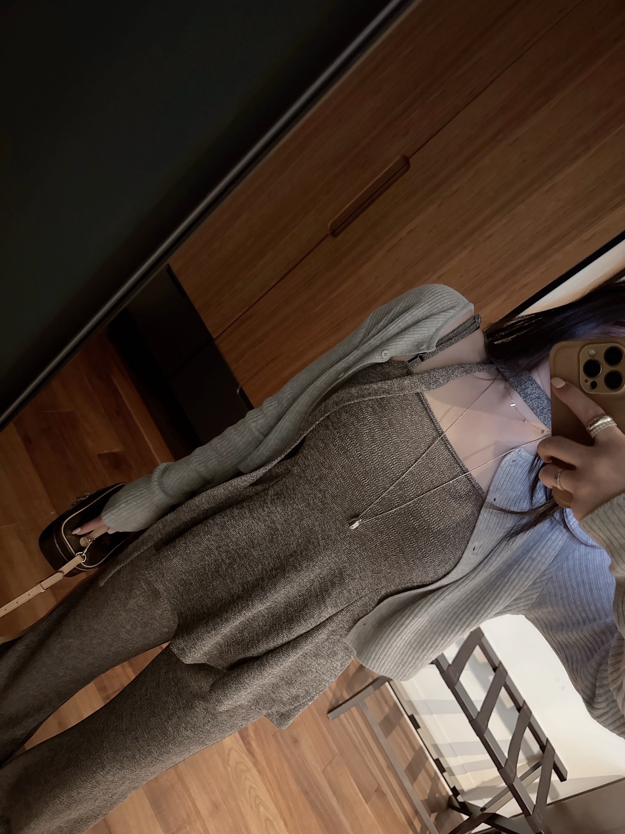 [set/소장템🤎] 홉 타이 머플러 플레어 나시 뷔스티에+밴딩 부츠컷 트레이닝 팬츠 투피스 세트 3color 상세 이미지 7