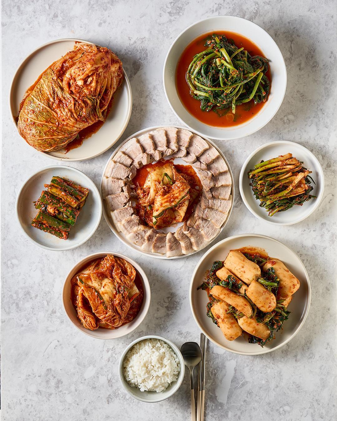 광주맛집 30년 전라도 국산 배추 포기 김치 2kg 가정식 수제 김장 당일제조 상품 이미지