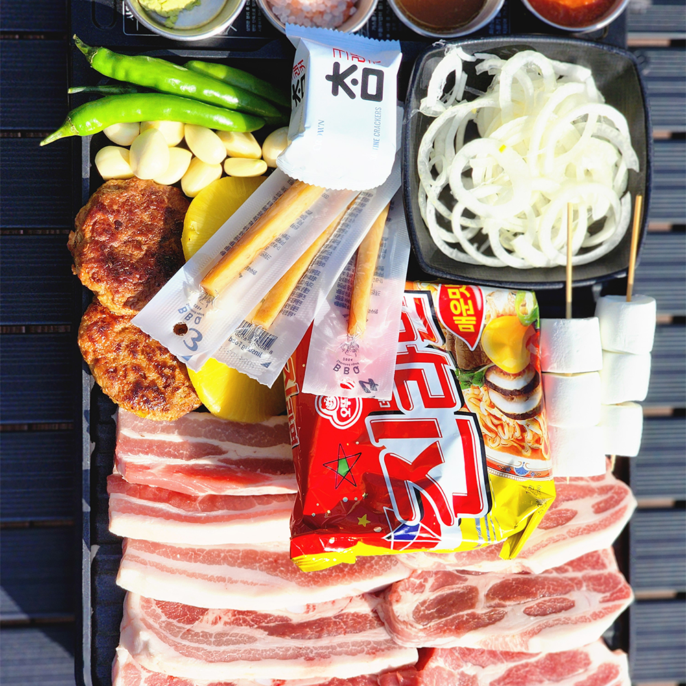 당일출고/한돈 캠핑고기 바베큐세트 삼겹살300g+목살300g 16종 풀패키지 이미지 8
