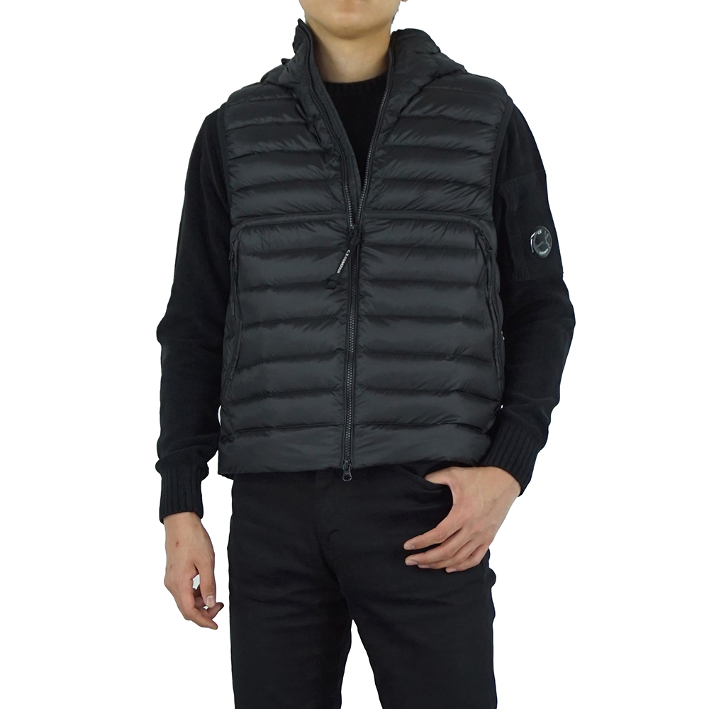 CP컴퍼니 D.D. 쉘 고글 후드 경량 패딩 조끼 블랙 17CMOW074A 006099A 999