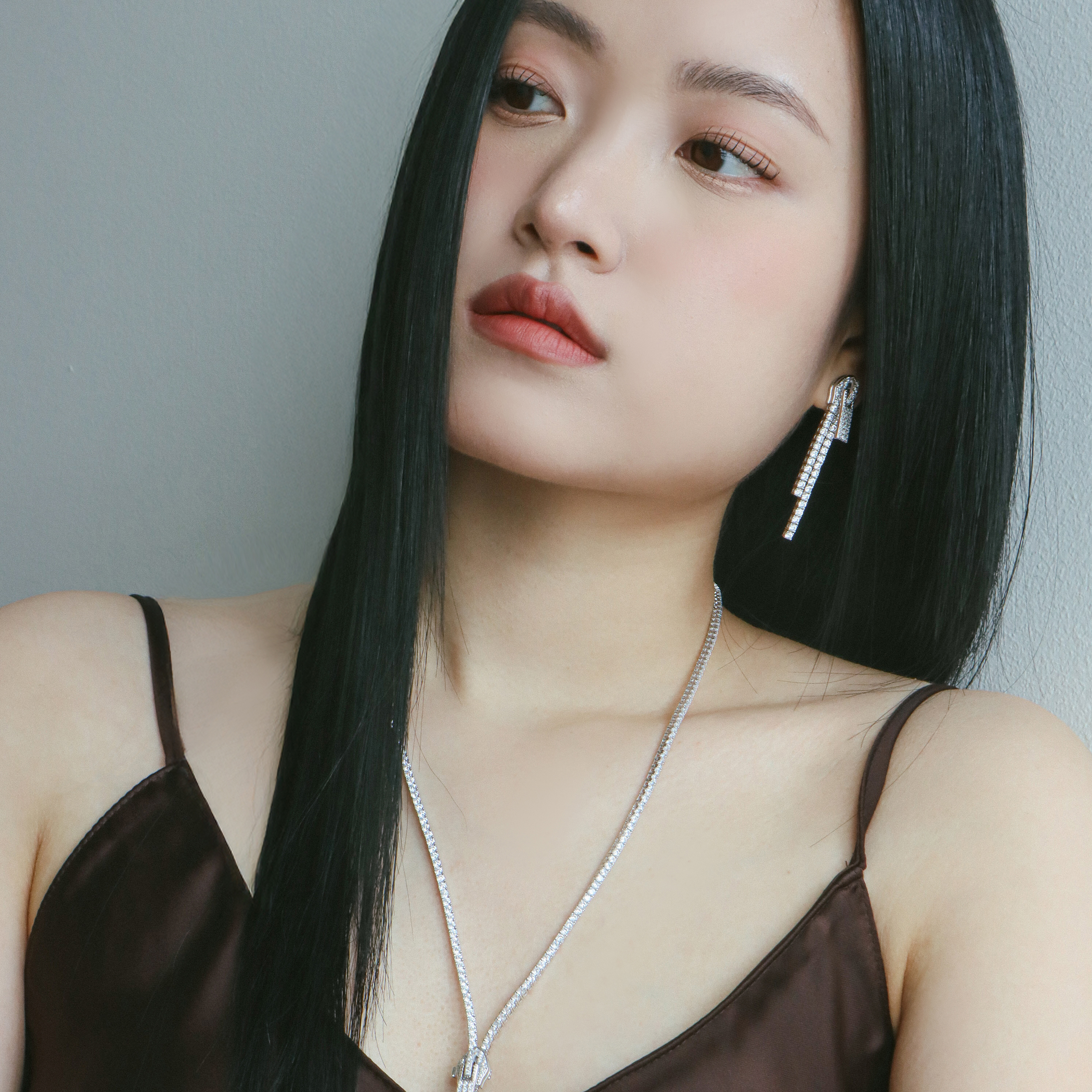 지퍼 큐빅귀걸이 화이트 테니스 귀걸이(2type) - 상세 이미지 2