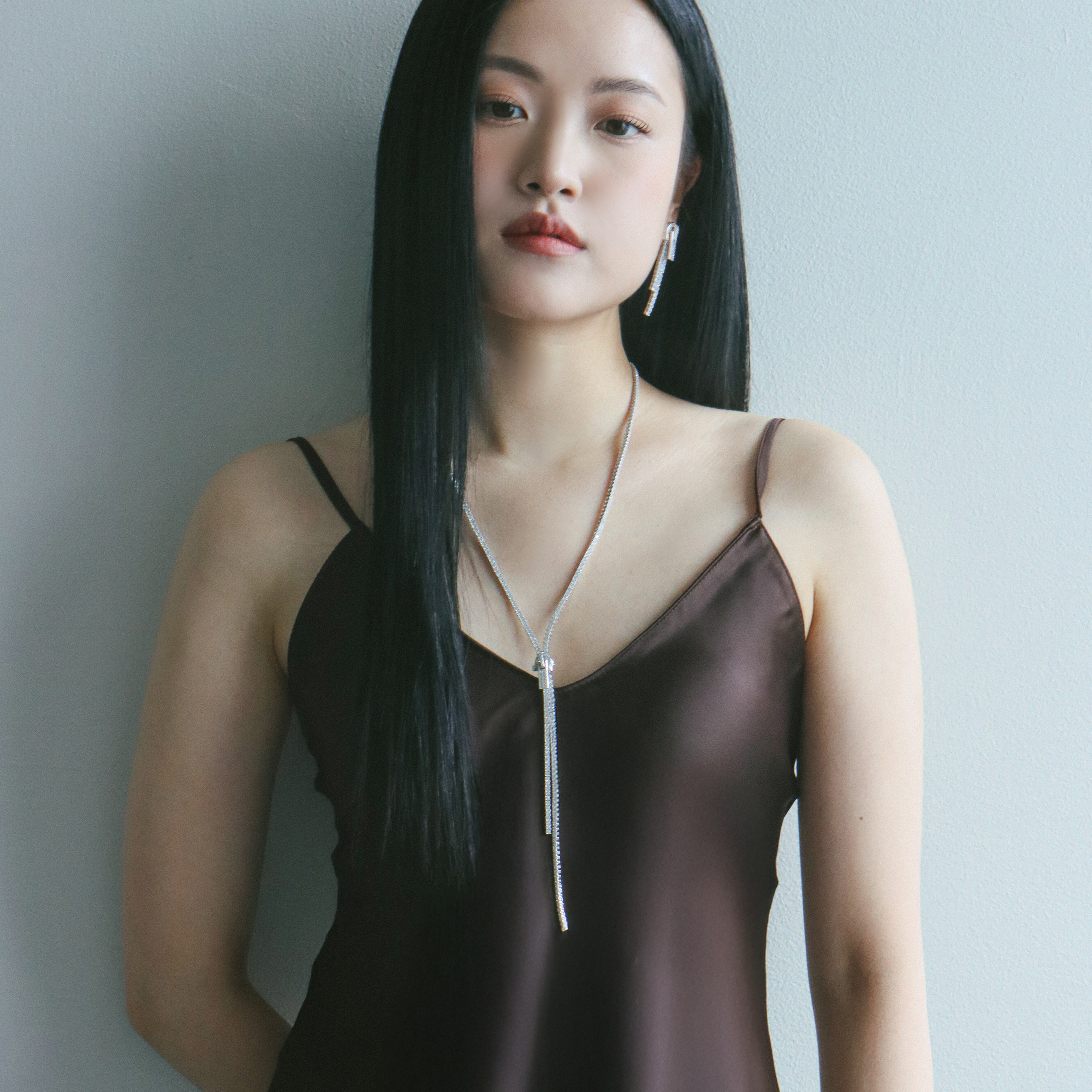 지퍼 큐빅목걸이 화이트 테니스 롱 네크리스 이미지 7