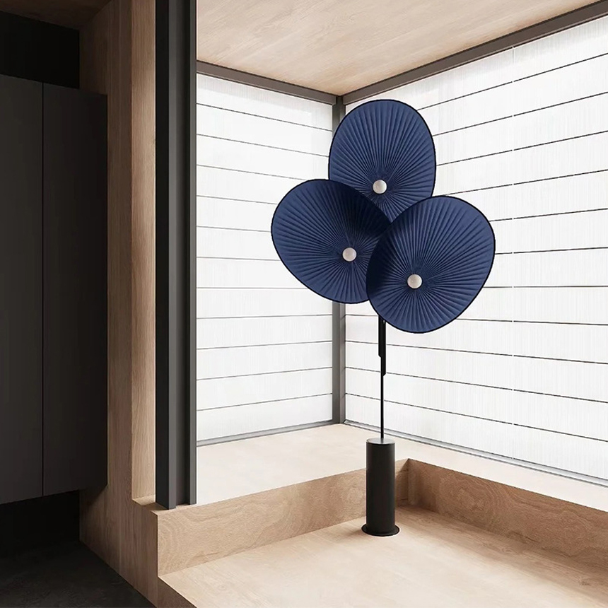 크림슨 플라워 침대 침실 플로어 장스탠드 조명 Crimpson Flower Floor Lamp 스틸 프레임 - 상세 이미지 3