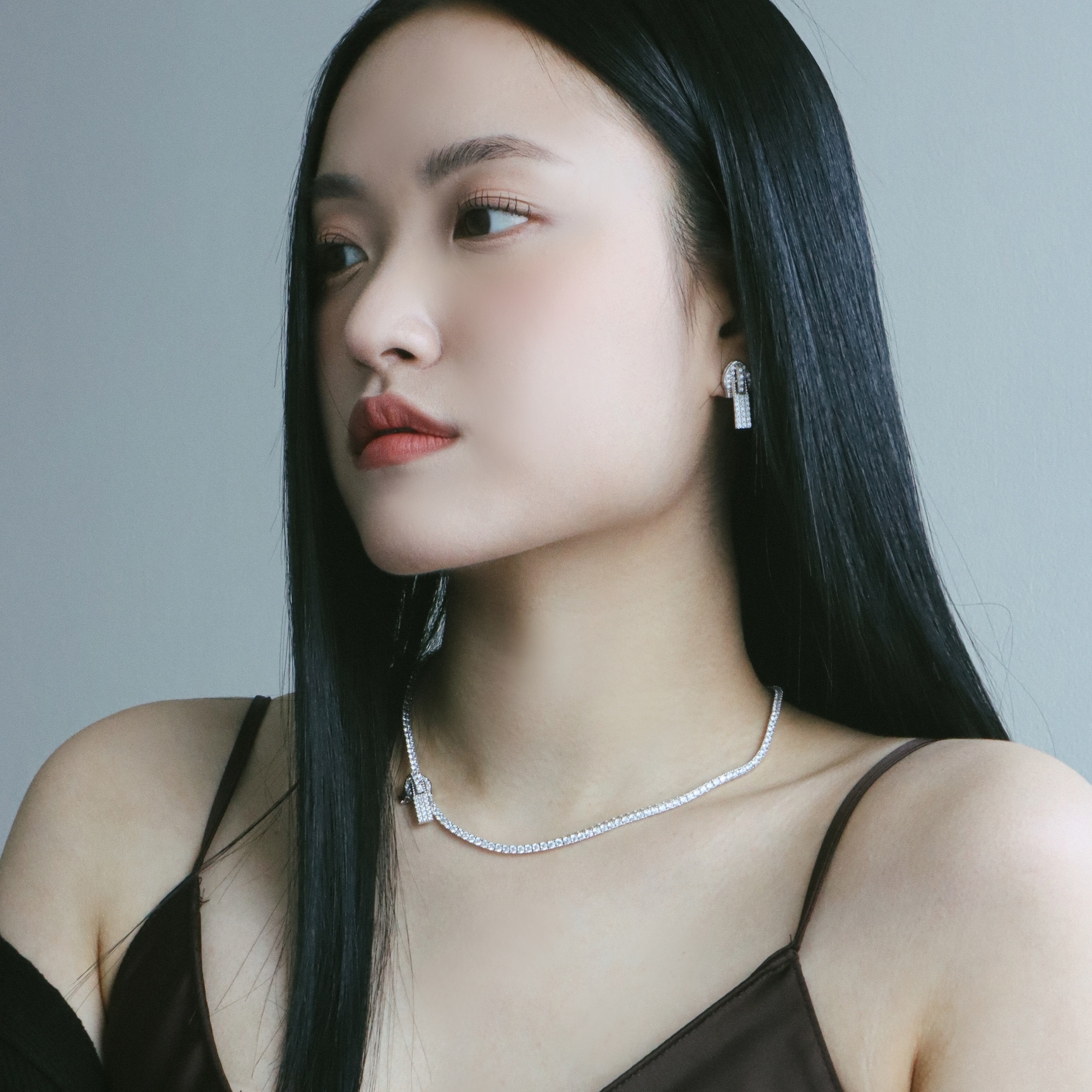 지퍼 큐빅목걸이 화이트 테니스 레이어드 네크리스 - 상세 이미지 2