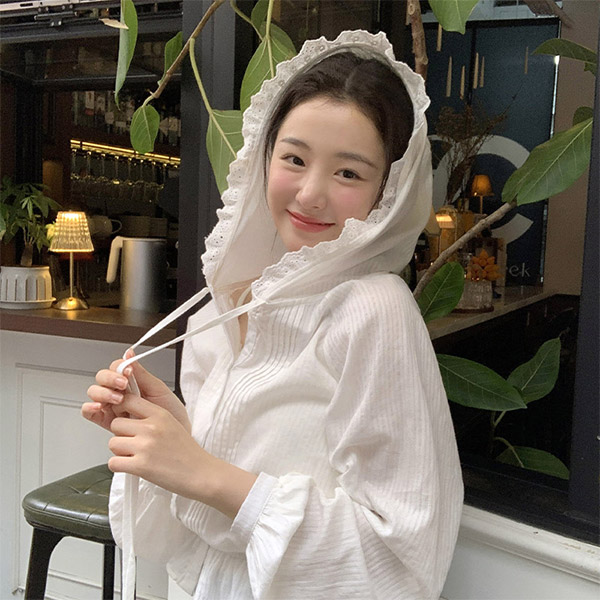 베아트리 핀턱 프릴 레이스 후드 블라우스 bs8128