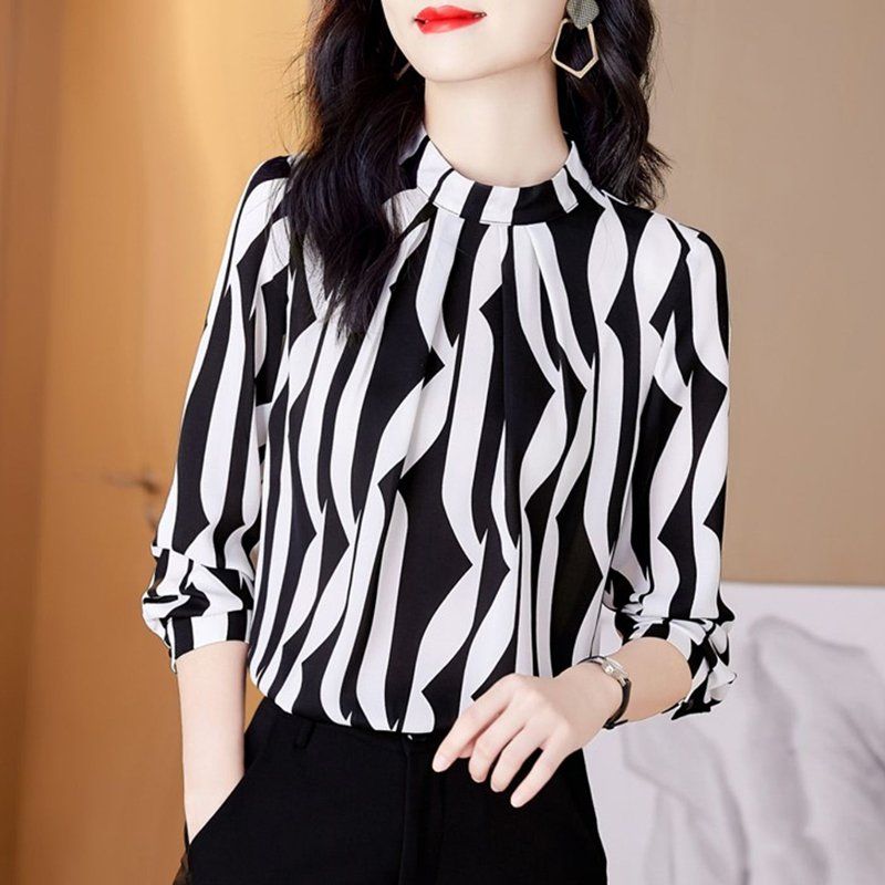 웨이브 스트라이프 하이넥 핀턱 블라우스 긴팔 여성 봄 가을 오피스룩 출근룩 정장 스타일 - 상세 이미지 2