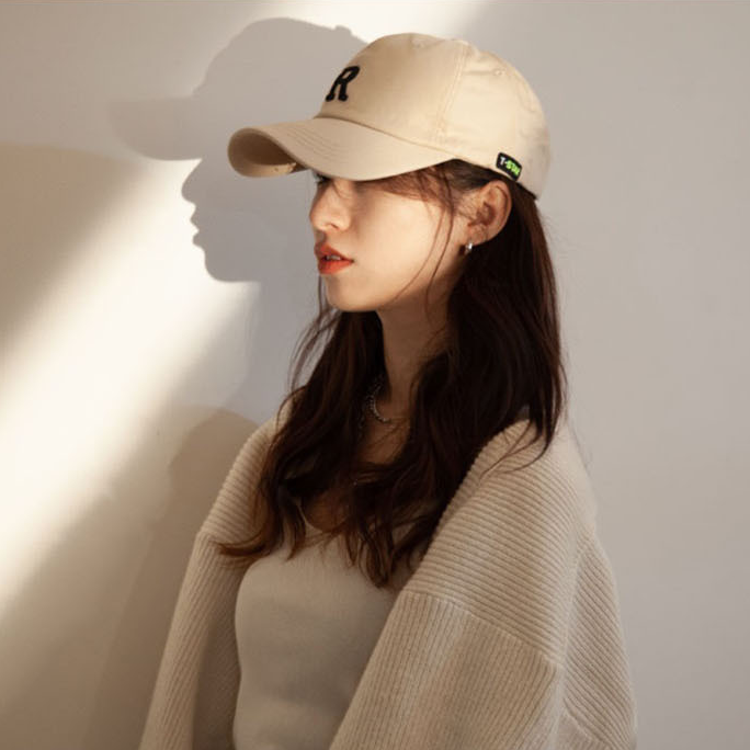 예쁜 알파벳 R 자수 캡모자 야구 볼캡 스트릿 패션 여성 남성 연예인 - 상세 이미지 5