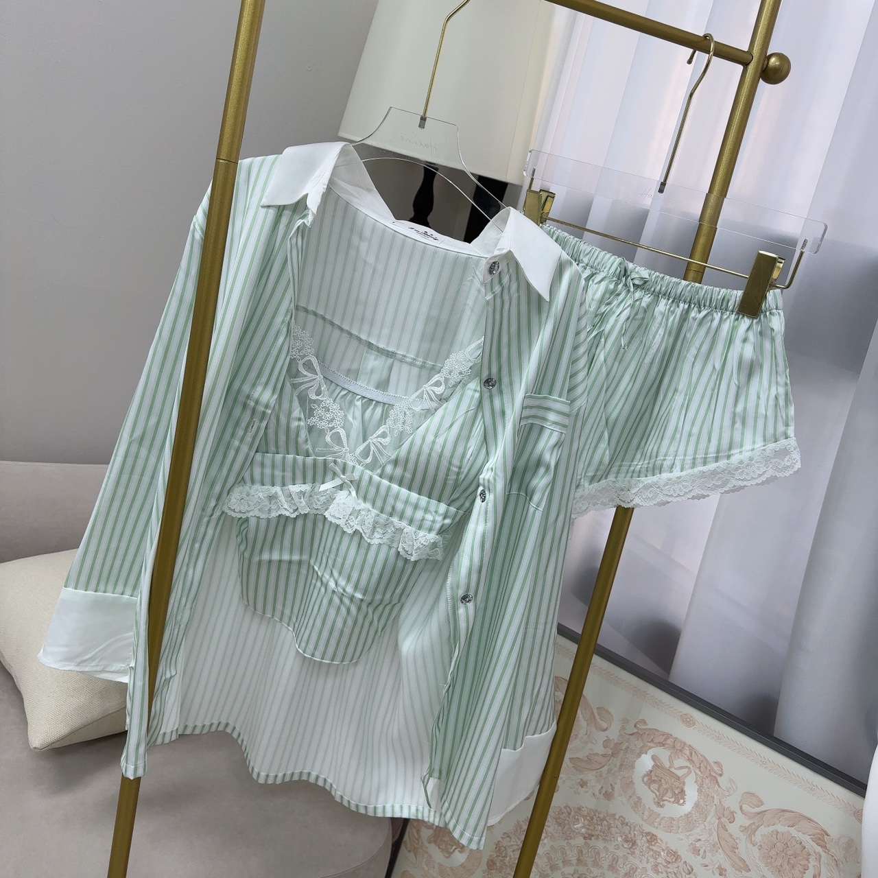 [4세트구성💙]에메랄드 새틴 세로 스트라이프 슬립 홈웨어 4pcs 세트 상세 이미지 19