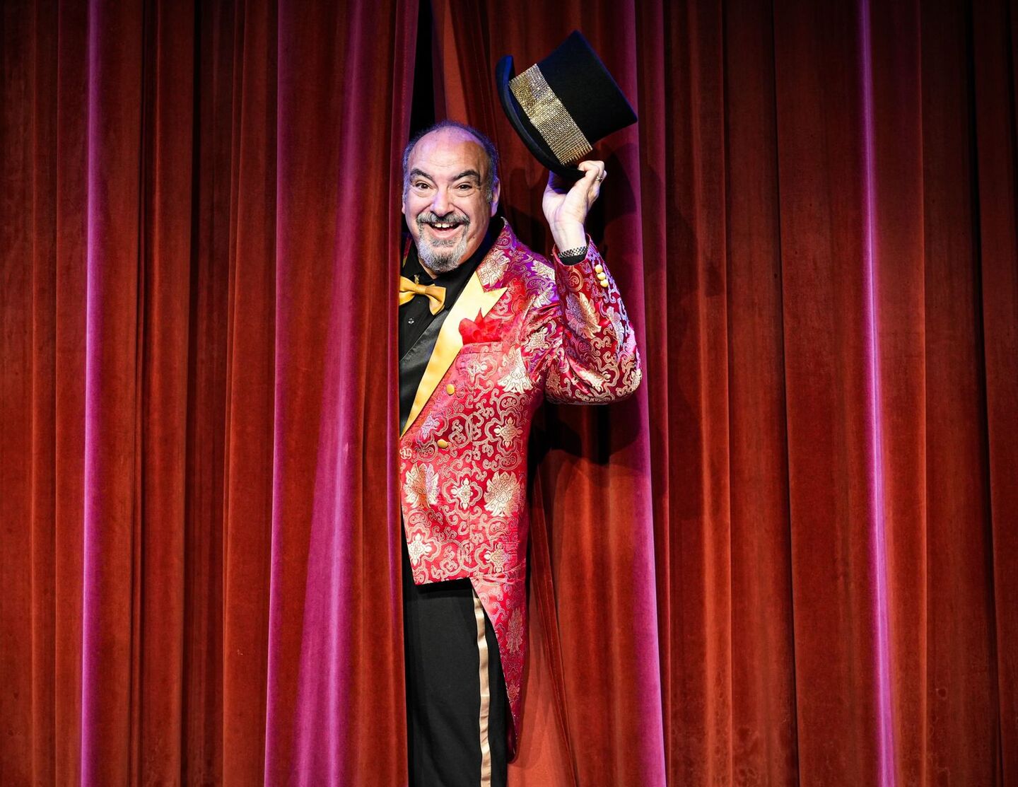 [괌] 앙코르 매직쇼 괌 크라운플라자 리조트에서 즐기는 신비한 마술쇼 디너뷔폐 선택