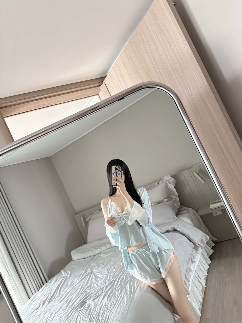 [4세트구성💙]에메랄드 새틴 세로 스트라이프 슬립 홈웨어 4pcs 세트 상세 이미지 9