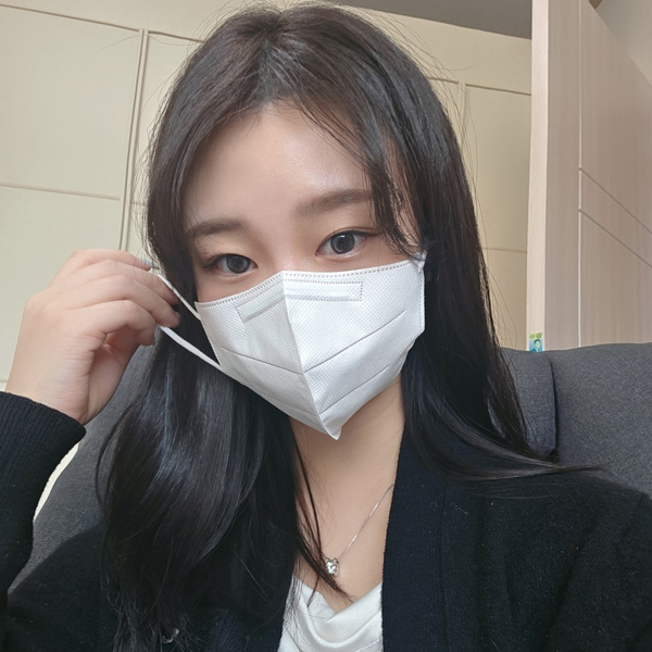 새부리형 마스크 KF94 세부리형 컬러 여름용 숨쉬기편한 여름 얇은 일회용 50매+50매 - 상세 이미지 2