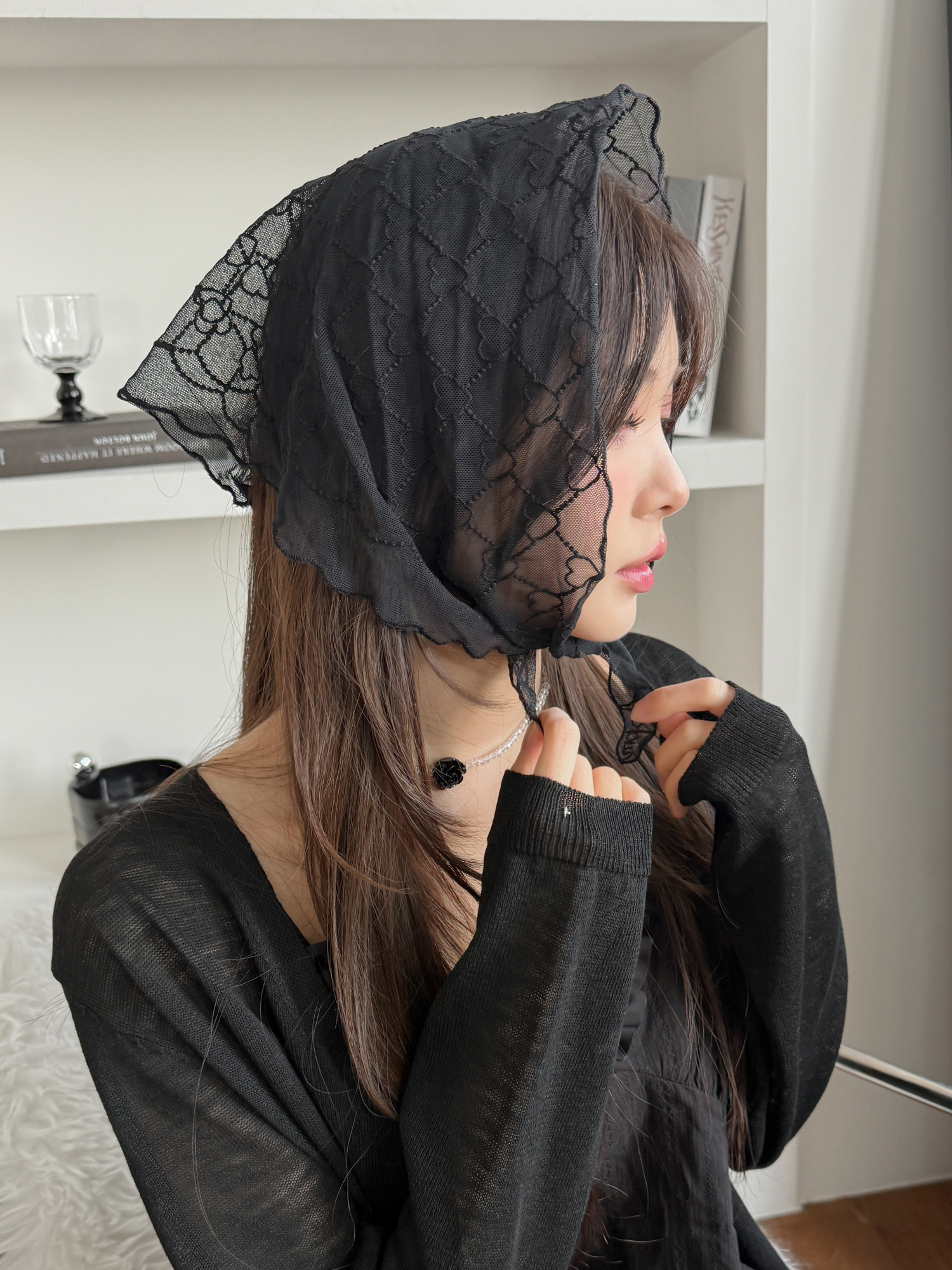 [러블리] 하트 뿅뿅 패턴 시스루 자수 스카프 헤어 삼각 두건 2color 상세 이미지 2