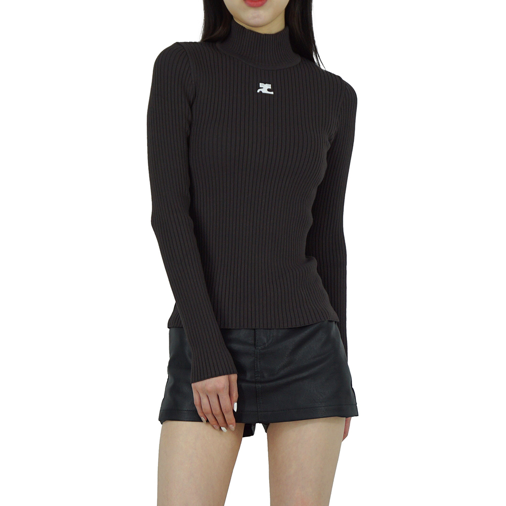 꾸레쥬 리에디션 풀오버 하이넥 여성 니트 커피 컬러 422MPU022FI0001 1053 - 상품 이미지