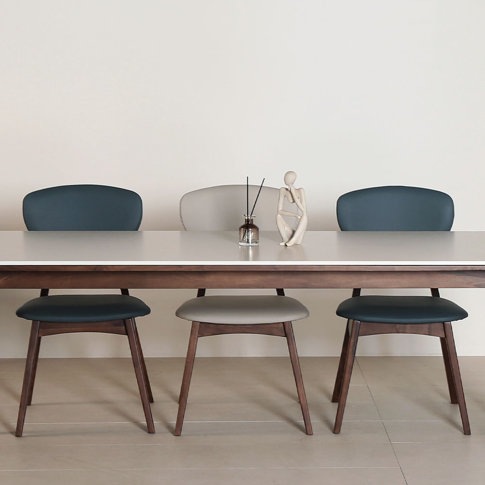 스코나 카튼스 호두나무 월넛 원목 실리콘레더 가죽 식탁 의자 다이닝체어