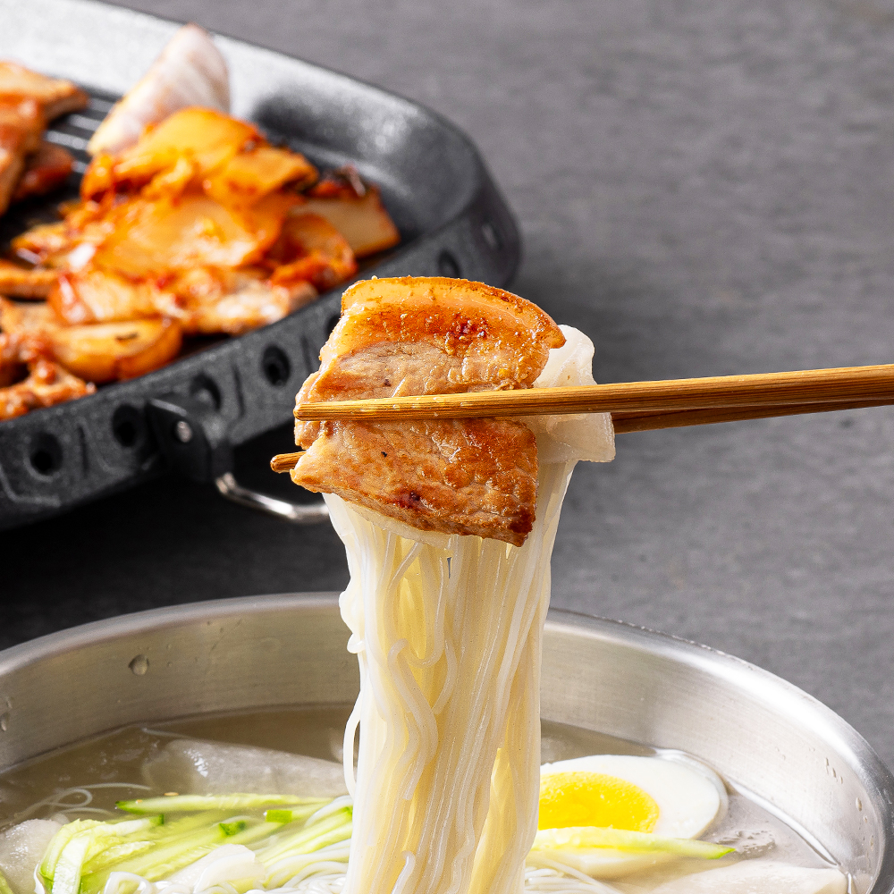 [농할쿠폰] 제주 흑돼지 1등급 냉장 뒷다리살 250g x 4팩 구이용 보쌈용 불고기용 찌개용 이미지 8