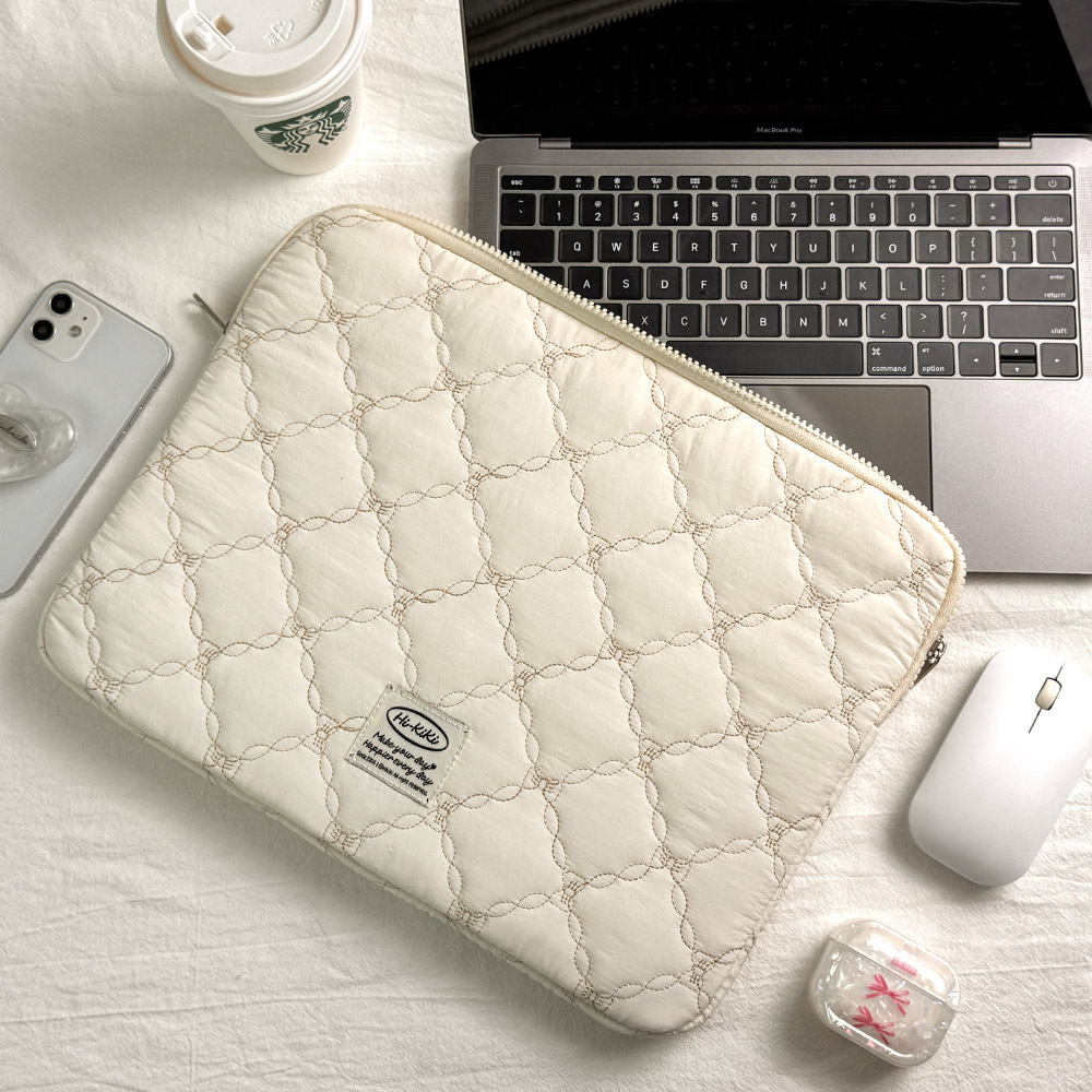 하이키키 로맨스퀼팅 노트북 아이패드 파우치 13인치(미디엄), 아이보리 - 상세 이미지 2