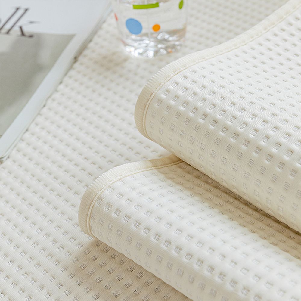 냉감 쇼파패드 여름 소파커버 쇼파천갈이 돌 흙 소파매트 쿨 덮개 와플 아이보리70X150