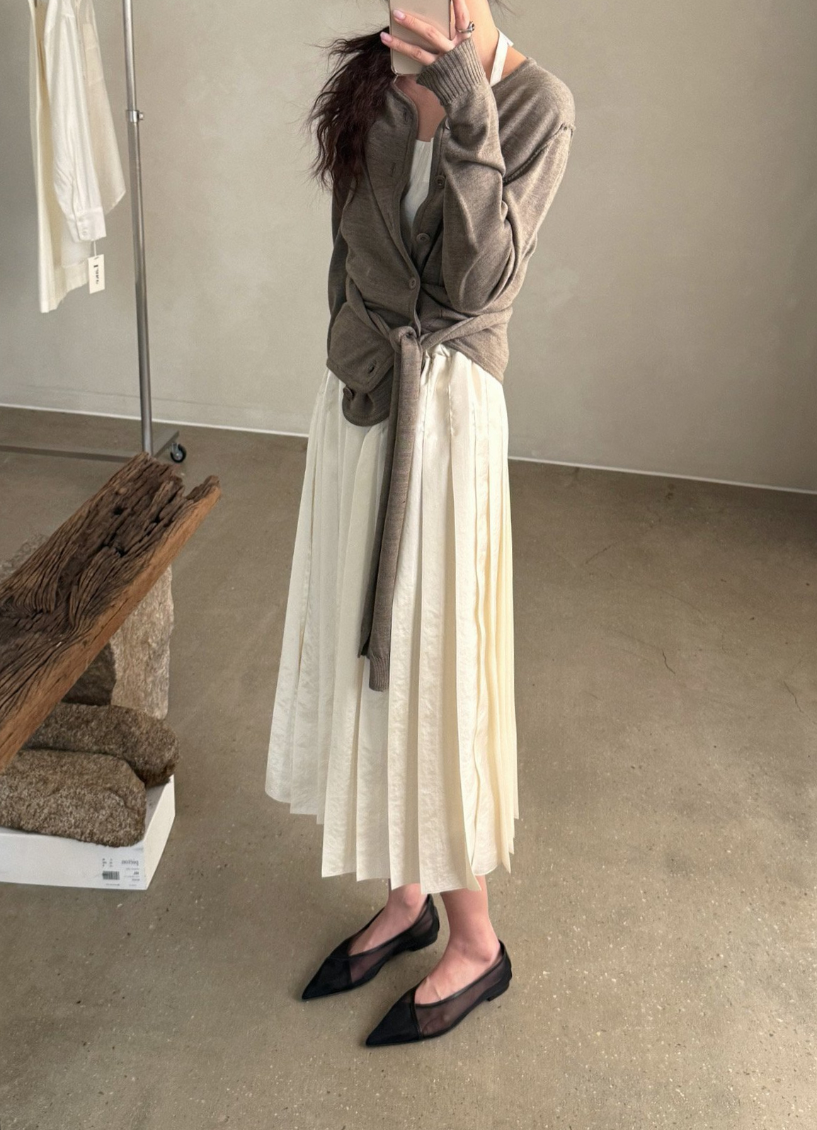 LAKE 레이크 아노 핀턱 플리츠 A라인 밴딩 롱 스커트 3color 상세 이미지 2