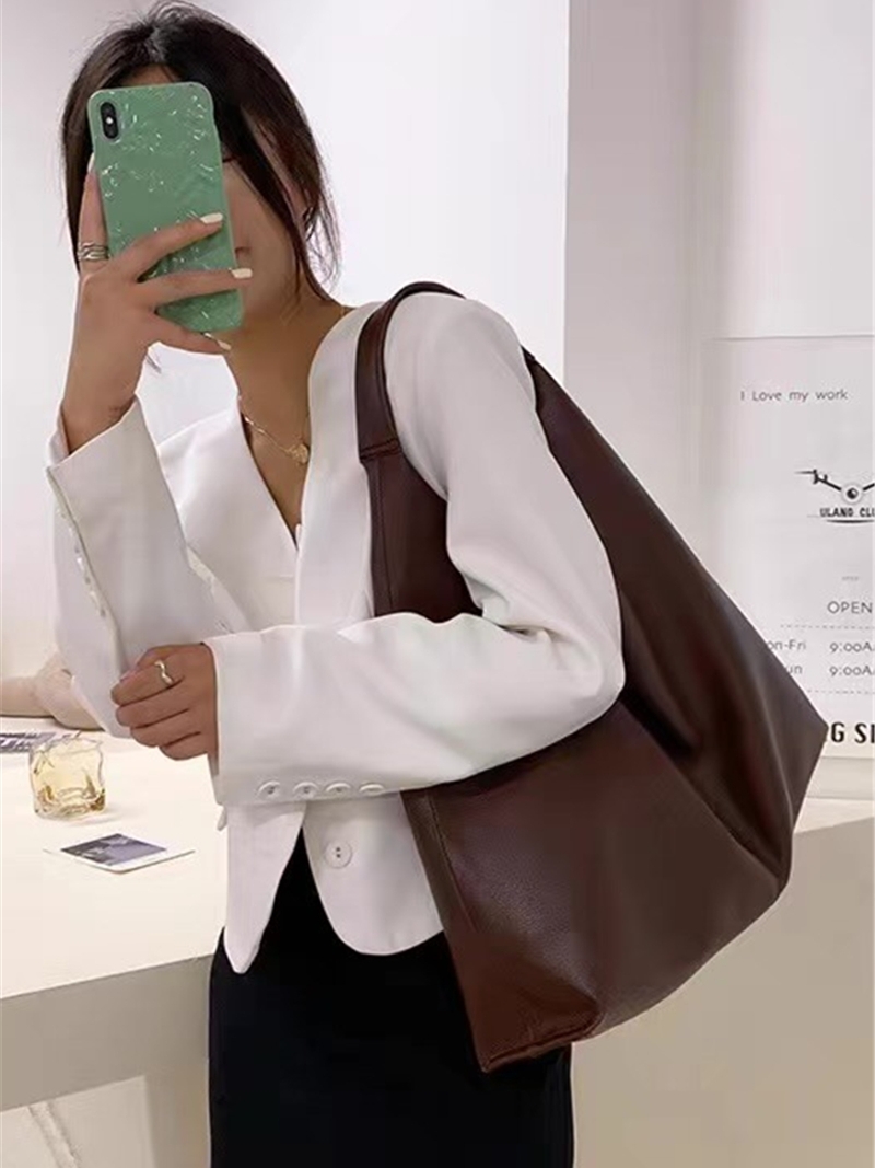 숄더백 소프트 레더 대용량 레이지 스타일 PU 핸드헬드 일본풍 토트백 카멜 - 상세 이미지 3