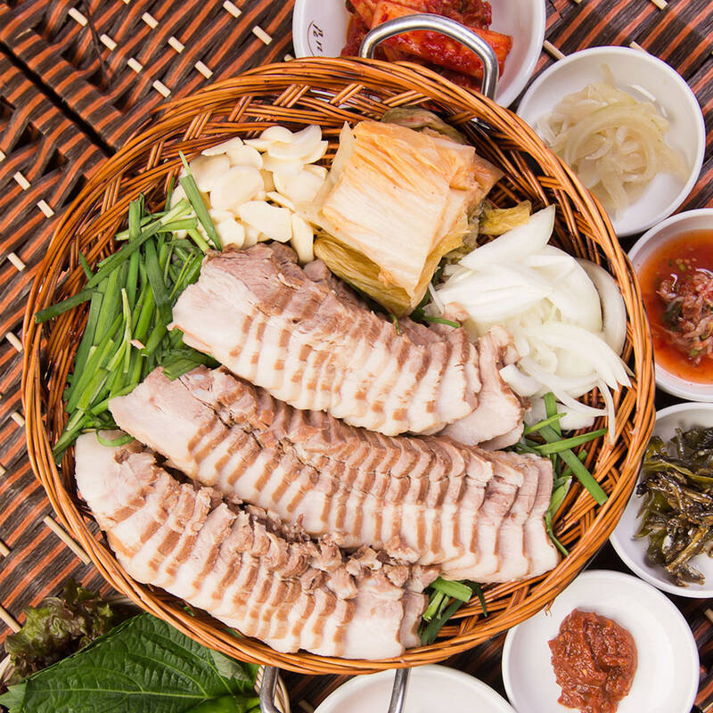 냉동 늘바른 보쌈수육 500g+신송우거지된장국10g(블럭) : 포안직구