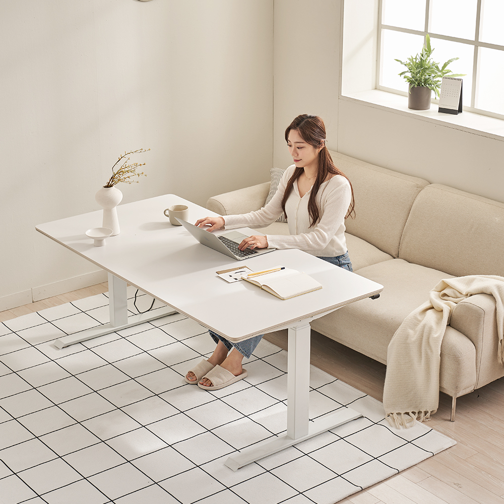 아이퍼스 세라믹 식탁 4인 전동 높낮이 모션테이블 포세린 1200 화이트 2스텝