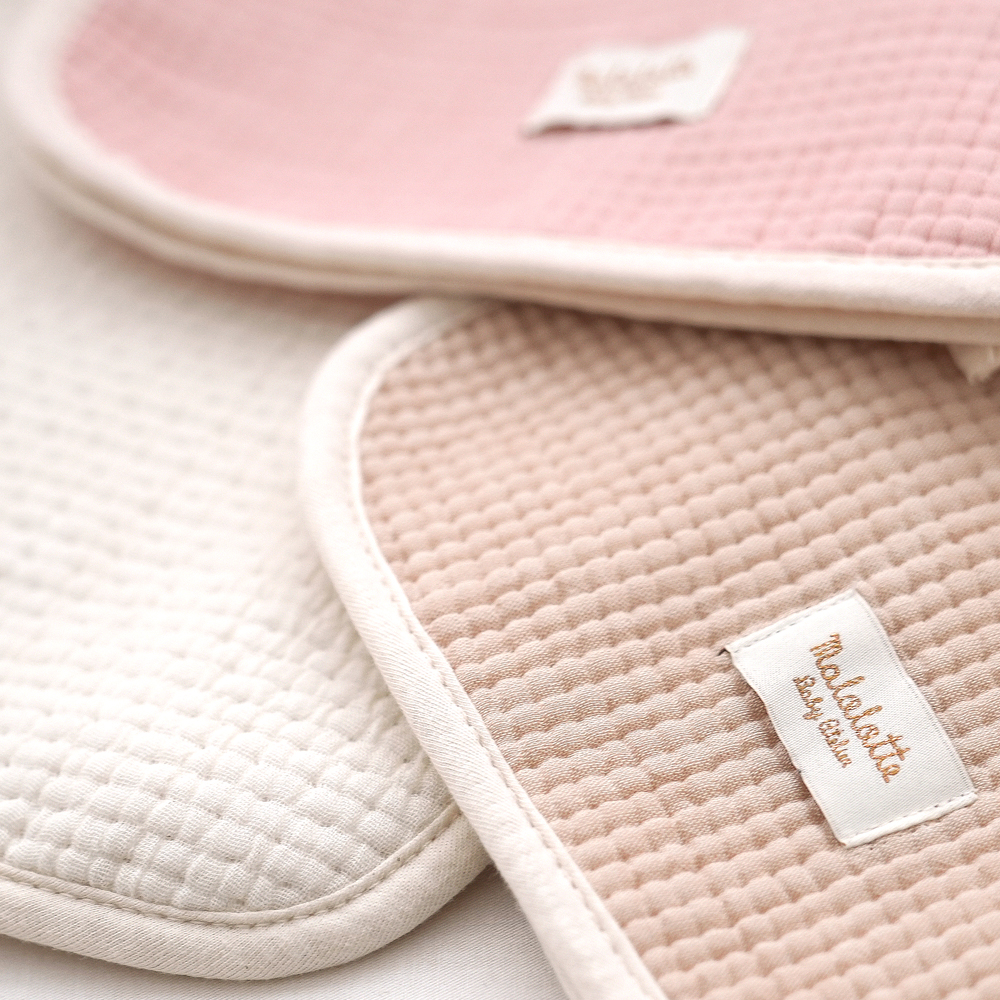 마롤로뜨 아기 턱받이 3중 거즈 조끼형 순면 이유식 유아 신생아 면 아기침받이