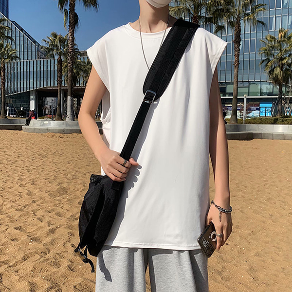 남자 민소매 나시 무지 티셔츠 오버핏 레이어드 헬스 반팔티 남자나 시티 런닝 맨즈