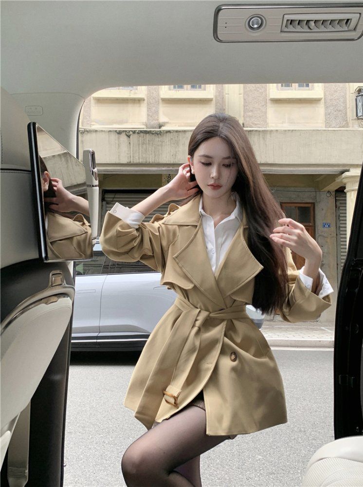 여성 봄 가을 와이드카라 더블 버튼 벨티드 숏 트렌치 코트 자켓 블랙 카키 - 상세 이미지 4