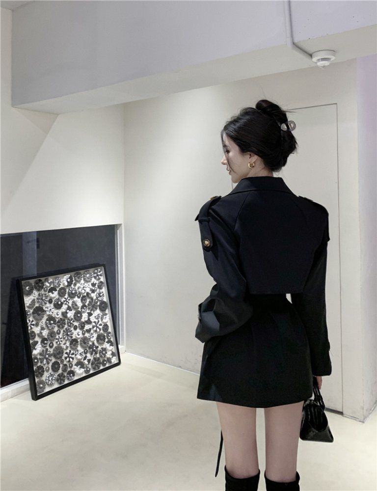 여성 봄 가을 와이드카라 더블 버튼 벨티드 숏 트렌치 코트 자켓 블랙 카키 - 상세 이미지 3