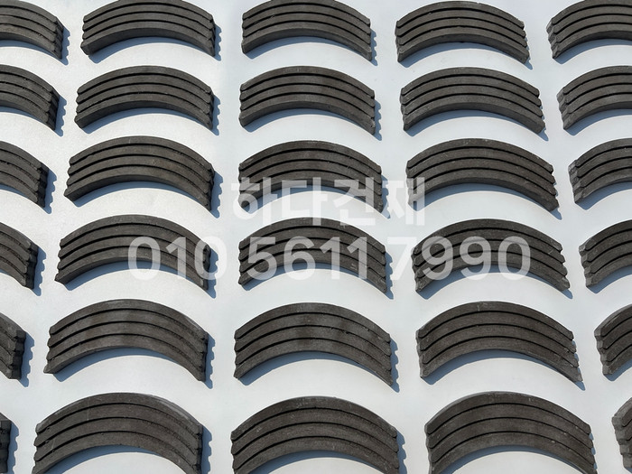 곡선와편 골지타일 U와편 / 하다건재 전통담장타일 와편타일