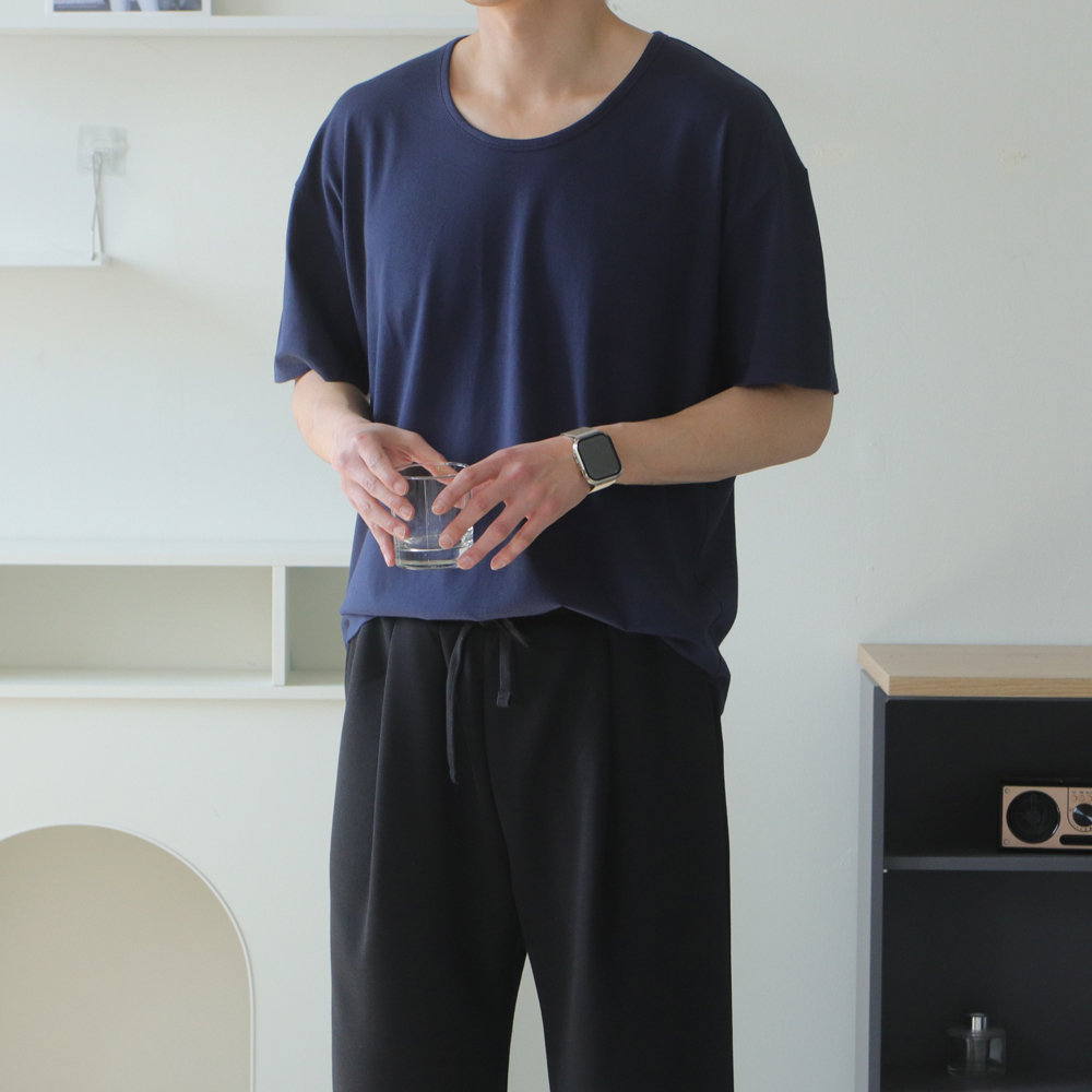 남자 반팔티 오버핏 U넥 유넥 흰색 여름 반팔 티셔츠 - 상세 이미지 5