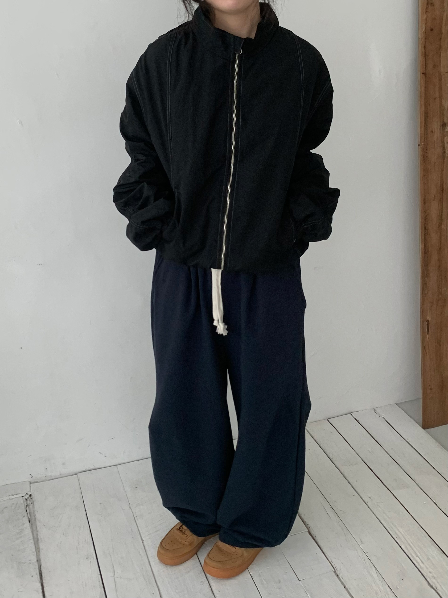 [UNISEX] 셔링 스티치 윈드브레이커 상세 이미지 10