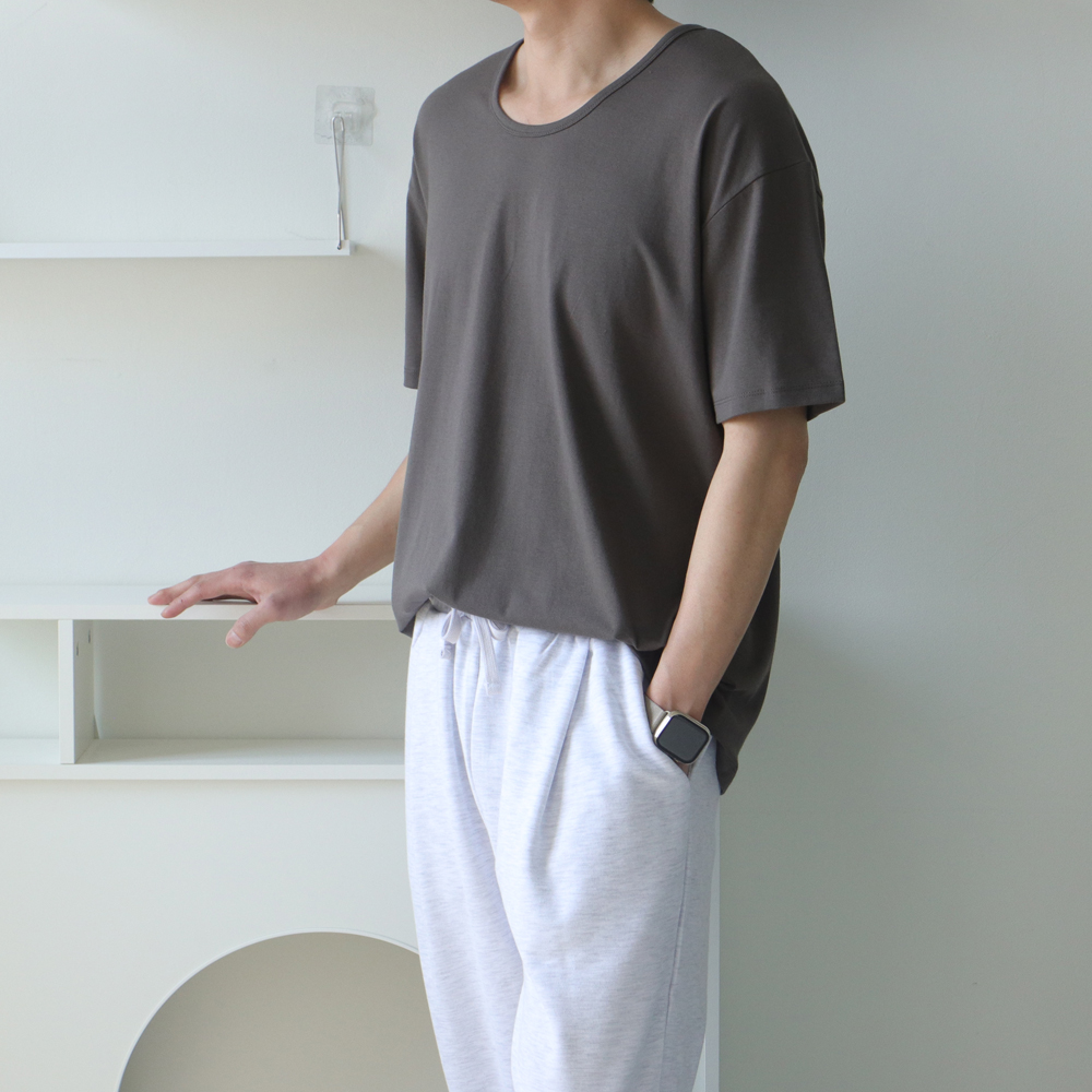 남자 반팔티 오버핏 U넥 유넥 흰색 여름 반팔 티셔츠 - 상세 이미지 4