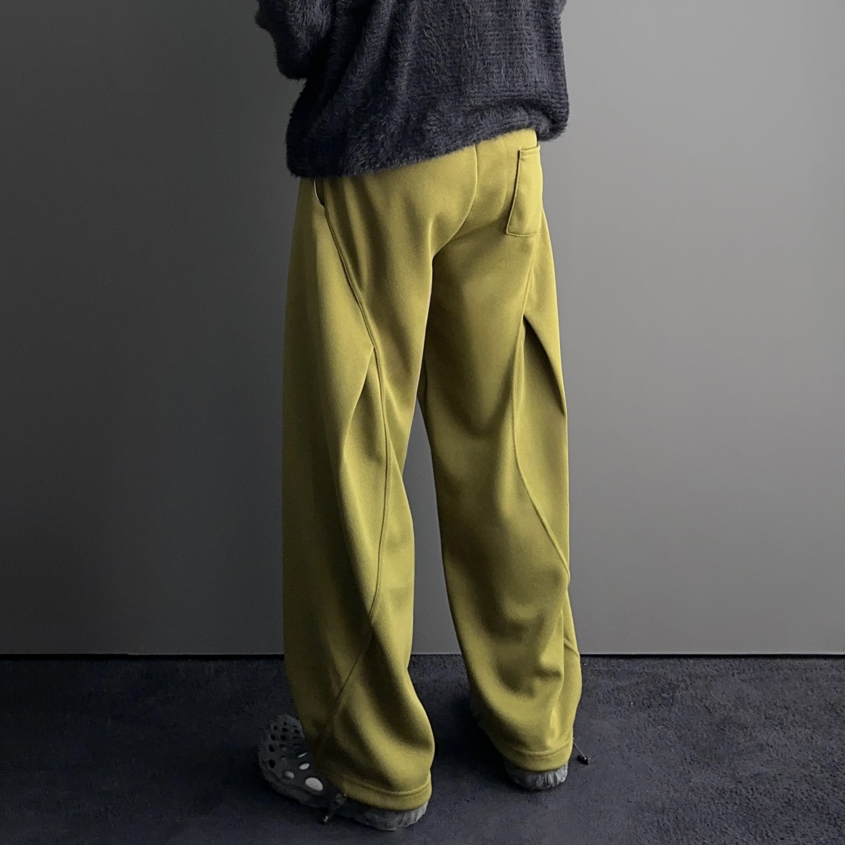 스웻팬츠 커브드절개 스웨트팬츠 통큰바지 남자와이드트레이닝팬츠 - 상세 이미지 5