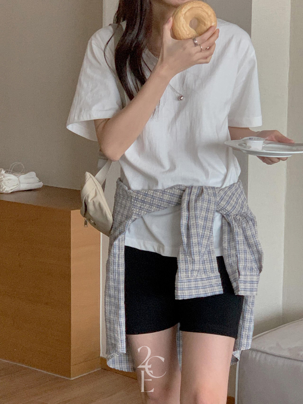 이지데이 U넥 루즈핏 무지 반팔 티셔츠 (5color) 오버핏 이너 운동 러닝 레이어드 기본 T - 상세 이미지 4
