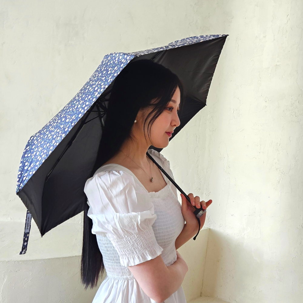 피에르가르뎅 피에르가르뎅 쁘띠플라워 암막양산 초경량 자외선차단 양산 우양산 차단율99%