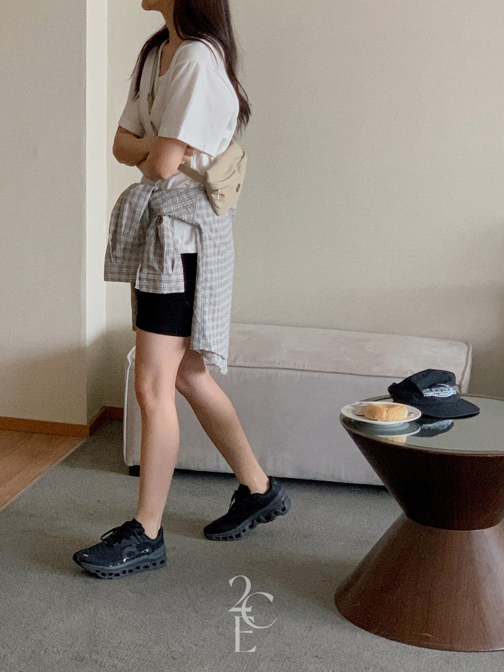 이지데이 U넥 루즈핏 무지 반팔 티셔츠 (5color) 오버핏 이너 운동 러닝 레이어드 기본 T - 상세 이미지 5