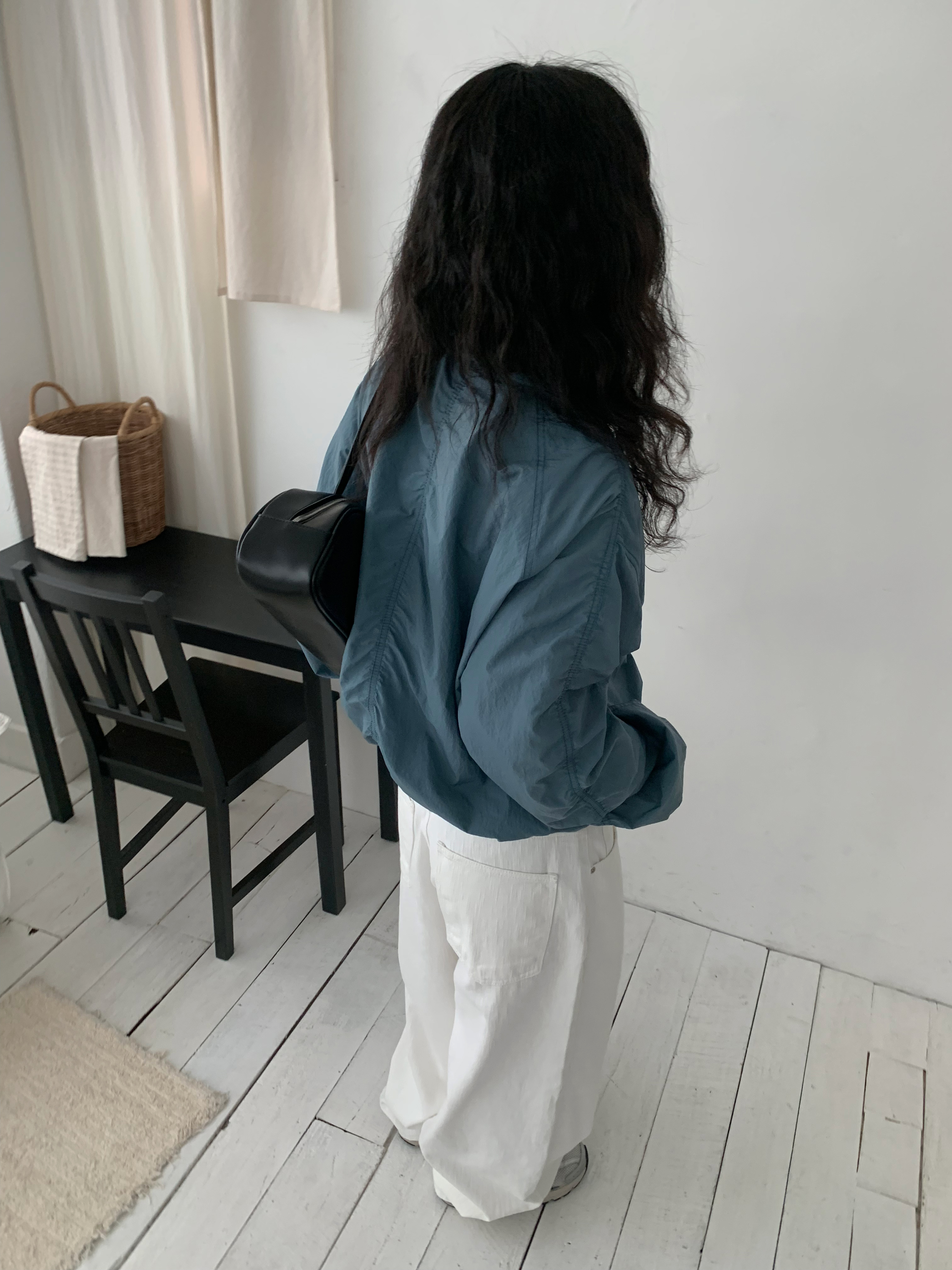 [UNISEX] 셔링 스티치 윈드브레이커 상세 이미지 17