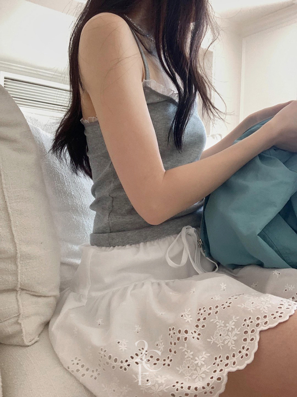 포에틱 레이스 골지 끈 나시 (3color) 프릴 레이어드 이너 슬림 브이넥 뷔스티에 이미지 7