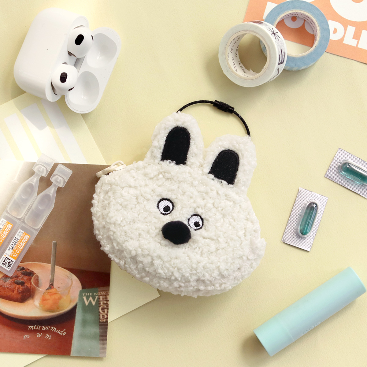 아이코닉 두들 키링파우치 에어팟케이스 (캐릭터 이어폰 무선 가방 버즈 동전지갑 프로)래빗