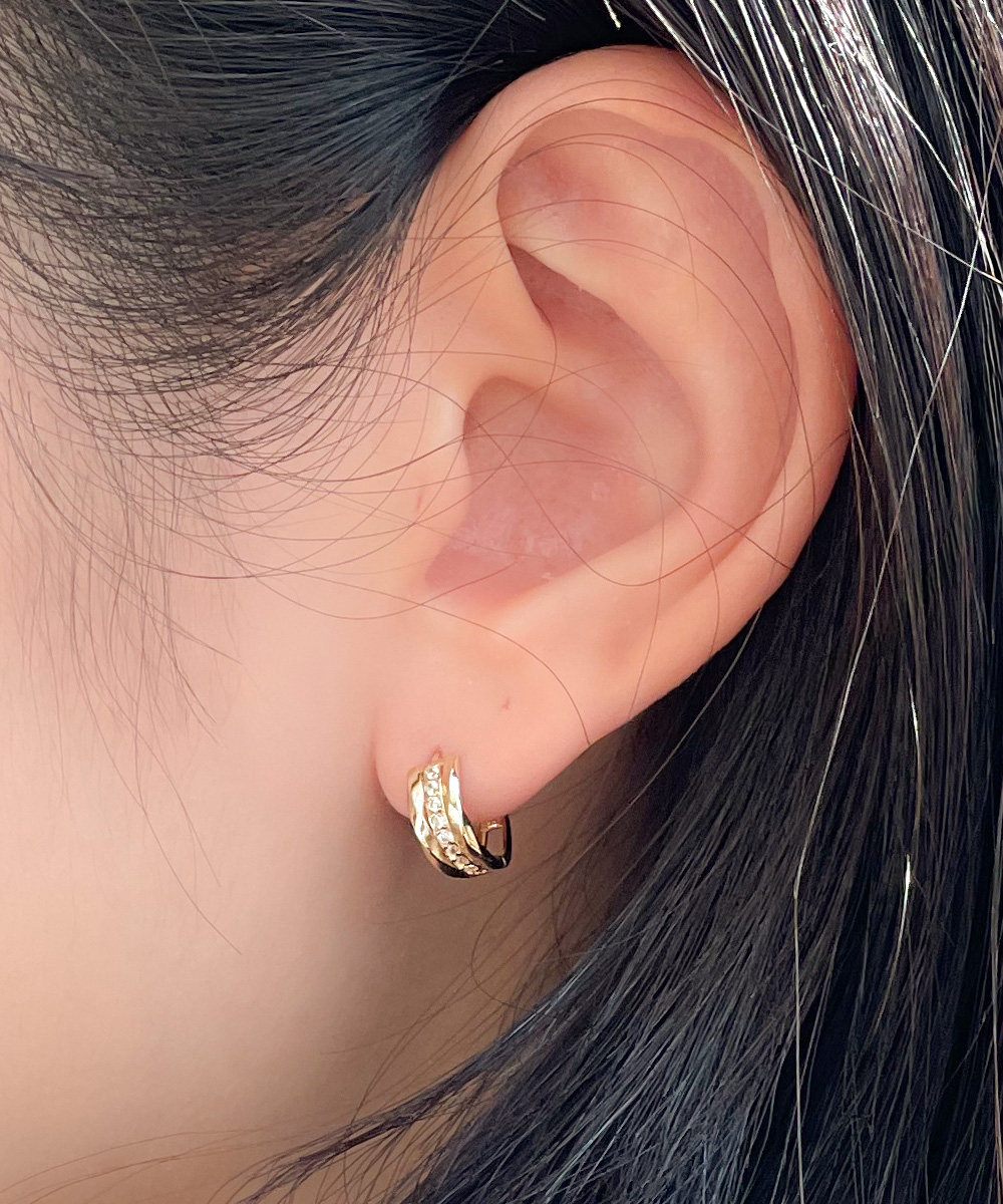 14K 18K 와이드 미들 큐빅 라인 데일리 원터치 링 귀걸이 - 상세 이미지 2