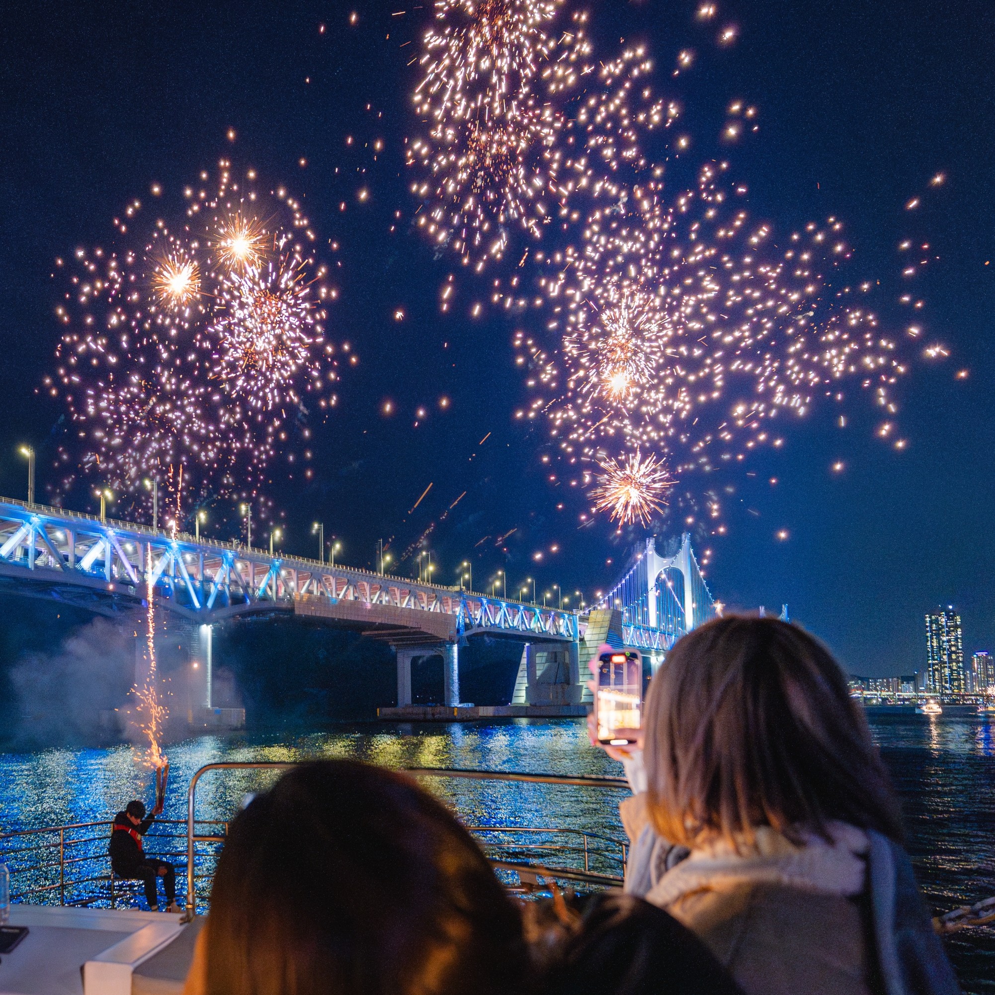 부산요트투어 해운대 광안리 더베이101 야경 애견동반 드론쇼 퍼블릭 소인 주간권 해운대리버크루즈