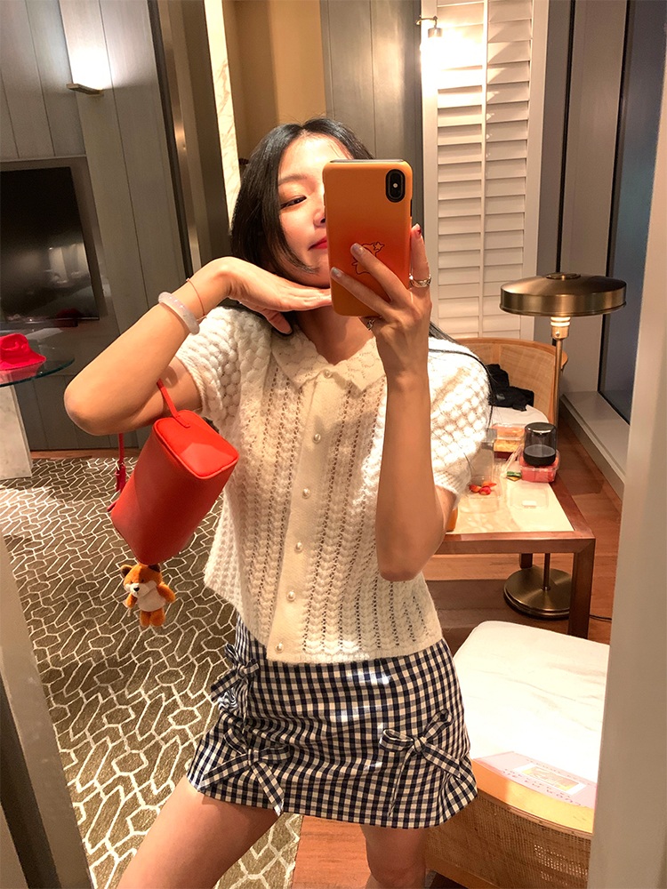 펀칭 크롭 카라반팔가디건 진주단추 귀여운 빈티지 디자인 봄 가을 유니크 스타일 화이트 - 상세 이미지 4