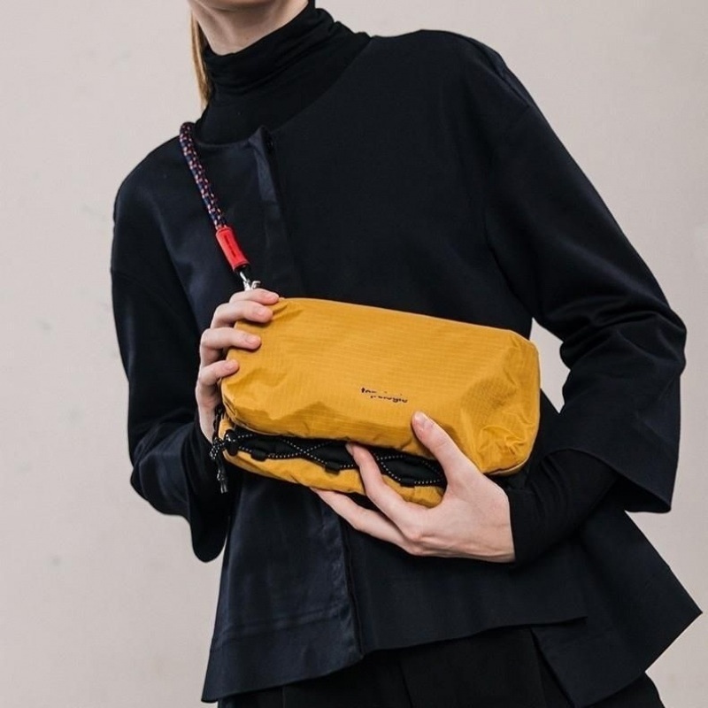 힙색 남녀공용 힙색 트렌디 슬링백 쁘띠 크로스백 등산 캠핑가방